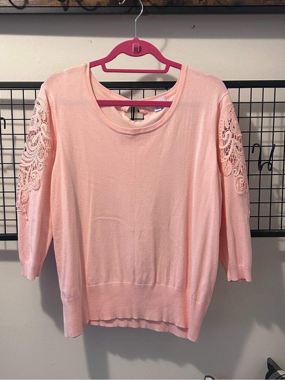 Roz & Ali Peach Crewneck Knit sweater